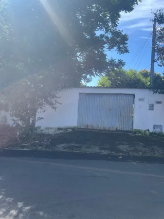 Casa no Jardim Novo Mundo